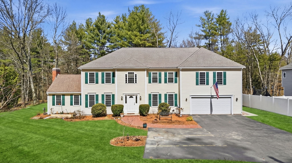 155 Brook St, Hudson, Massachusetts, 4 Bedrooms Bedrooms, 10 Rooms Rooms,3 BathroomsBathrooms,Residential,For Sale,Brook St,73493694