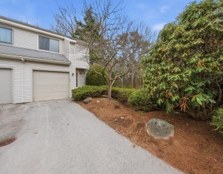 59 Samuel Dr, Grafton, Massachusetts, 2 Bedrooms Bedrooms, 5 Rooms Rooms,3 BathroomsBathrooms,Residential,For Sale,Samuel Dr,73497783