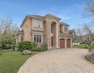 119 Harwich Rd, Newton, Massachusetts, 6 Bedrooms Bedrooms, 11 Rooms Rooms,5.5 BathroomsBathrooms,Residential,For Sale,Harwich Rd,73497781