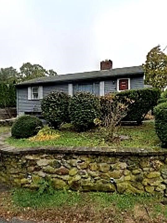 2 Savin Road, Wakefield, Massachusetts, 3 Bedrooms Bedrooms, 6 Rooms Rooms,1.5 BathroomsBathrooms,Residential,For Sale,Savin Road,73497726