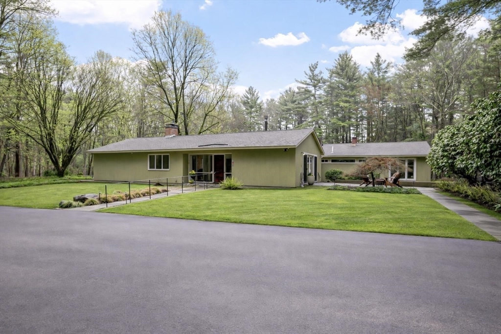 875 Old Rd To 9 Acre Cor, Concord, Massachusetts, 5 Bedrooms Bedrooms, 12 Rooms Rooms,3.5 BathroomsBathrooms,Residential,For Sale,Old Rd To 9 Acre Cor,73497953