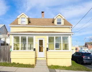 26 Wintworth St., Chicopee, Massachusetts, 5 Bedrooms Bedrooms, 9 Rooms Rooms,2 BathroomsBathrooms,Residential Income,For Sale,Wintworth St.,73497851