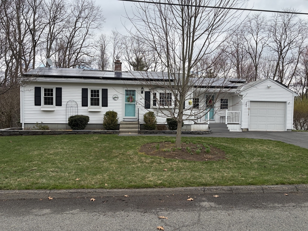 327 Brookside Cir, Northampton, Massachusetts, 3 Bedrooms Bedrooms, 7 Rooms Rooms,1 BathroomBathrooms,Residential,For Sale,Brookside Cir,73497857