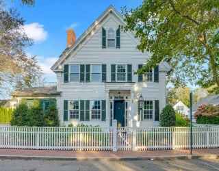 52 South Summer Street, Edgartown, Massachusetts, 6 Bedrooms Bedrooms, 15 Rooms Rooms,6 BathroomsBathrooms,Residential,For Sale,South Summer Street,73497893
