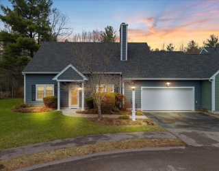 31 Pintail Rd, Walpole, Massachusetts, 3 Bedrooms Bedrooms, 6 Rooms Rooms,3 BathroomsBathrooms,Residential,For Sale,Pintail Rd,73497797