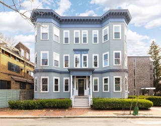 28 Inman Street, Cambridge, Massachusetts, 3 Bedrooms Bedrooms, 8 Rooms Rooms,2 BathroomsBathrooms,Residential,For Sale,Inman Street,73497909