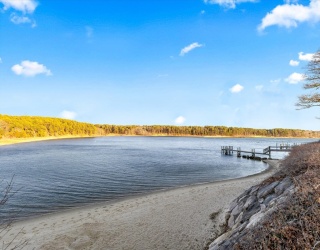 242 Edgewater Dr E, Falmouth, Massachusetts, 2 Bedrooms Bedrooms, 4 Rooms Rooms,1 BathroomBathrooms,Residential,For Sale,Edgewater Dr E,73498004