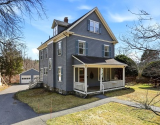 242 Lexington Rd, Concord, Massachusetts, 6 Bedrooms Bedrooms, 10 Rooms Rooms,1.5 BathroomsBathrooms,Residential,For Sale,Lexington Rd,73498039