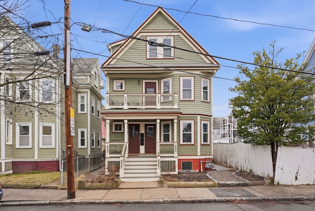 5 Glendale Ave, Somerville, Massachusetts, 3 Bedrooms Bedrooms, 6 Rooms Rooms,2 BathroomsBathrooms,Residential,For Sale,Glendale Ave,73498040