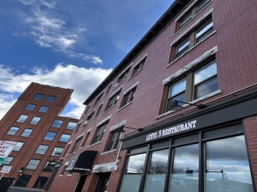 888 State Street, Springfield, Massachusetts, 2 Bedrooms Bedrooms, 4 Rooms Rooms,1 BathroomBathrooms,Residential Lease,For Rent,State Street,73498057