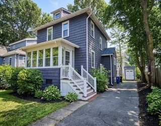 87 Bonad Rd, Brookline, Massachusetts, 3 Bedrooms Bedrooms, 7 Rooms Rooms,2 BathroomsBathrooms,Residential,For Sale,Bonad Rd,73498064
