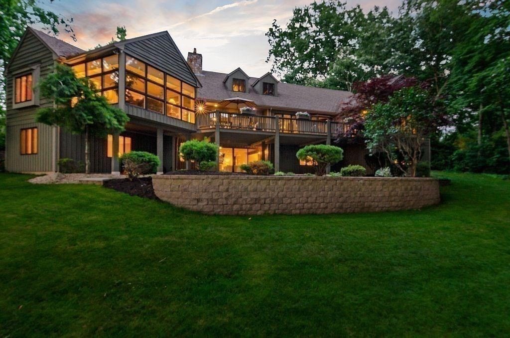 81 Bonny Lane, North Andover, Massachusetts, 5 Bedrooms Bedrooms, 11 Rooms Rooms,3.5 BathroomsBathrooms,Residential Lease,For Rent,Bonny Lane,73498091