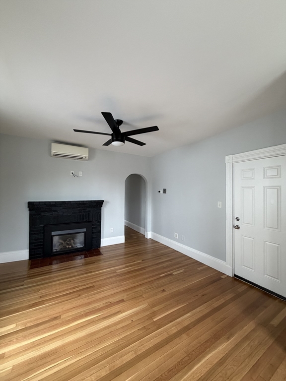 6 Dana, Boston, Massachusetts, 2 Bedrooms Bedrooms, 2 Rooms Rooms,1 BathroomBathrooms,Residential Lease,For Rent,Dana,73498114