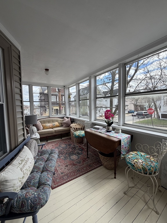 26 Clay Ave, Everett, Massachusetts, 3 Bedrooms Bedrooms, 3 Rooms Rooms,1 BathroomBathrooms,Residential Lease,For Rent,Clay Ave,73498118