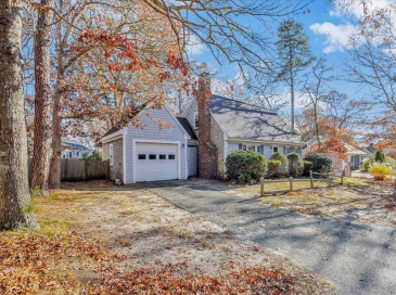 360 Airline Rd, Dennis, Massachusetts, 3 Bedrooms Bedrooms, 5 Rooms Rooms,1.5 BathroomsBathrooms,Residential,For Sale,Airline Rd,73459572