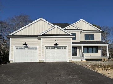 10 Muriel Way, Rehoboth, Massachusetts, 4 Bedrooms Bedrooms, 7 Rooms Rooms,2.5 BathroomsBathrooms,Residential,For Sale,Muriel Way,73458652