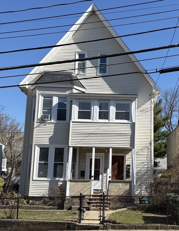 73 Nichols Avenue, Watertown, Massachusetts, 2 Bedrooms Bedrooms, 5 Rooms Rooms,1 BathroomBathrooms,Residential Lease,For Rent,Nichols Avenue,73498127