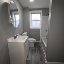 25 Saxon St, Fall River, Massachusetts, 3 Bedrooms Bedrooms, 6 Rooms Rooms,1 BathroomBathrooms,Residential Lease,For Rent,Saxon St,73498142