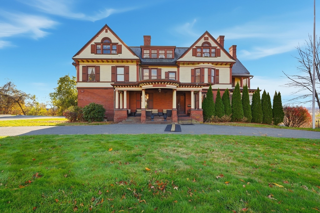 270 Maple St, Springfield, Massachusetts, ,Business Opportunity,For Sale,Maple St,73498157