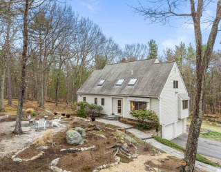 343 Sargent Road, Boxborough, Massachusetts, 4 Bedrooms Bedrooms, 12 Rooms Rooms,3 BathroomsBathrooms,Residential,For Sale,Sargent Road,73498171