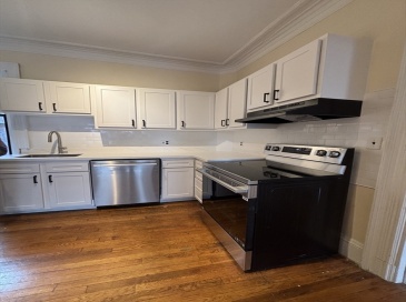 423 Marlborough, Boston, Massachusetts, 2 Bedrooms Bedrooms, 5 Rooms Rooms,1 BathroomBathrooms,Residential Lease,For Rent,Marlborough,73498248