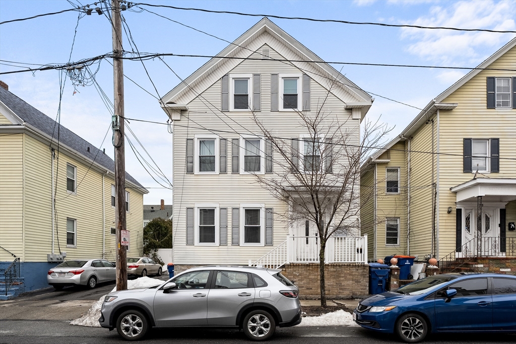 77 Dartmouth St, New Bedford, Massachusetts, 9 Bedrooms Bedrooms, 21 Rooms Rooms,4.5 BathroomsBathrooms,Residential Income,For Sale,Dartmouth St,73497688
