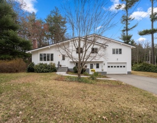 105 Barton Dr, Sudbury, Massachusetts, 4 Bedrooms Bedrooms, 8 Rooms Rooms,2.5 BathroomsBathrooms,Residential,For Sale,Barton Dr,73498300