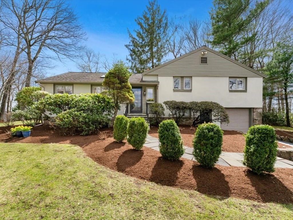 36 Kimlo Road, Wellesley, Massachusetts, 3 Bedrooms Bedrooms, 6 Rooms Rooms,2 BathroomsBathrooms,Residential,For Sale,Kimlo Road,73498309