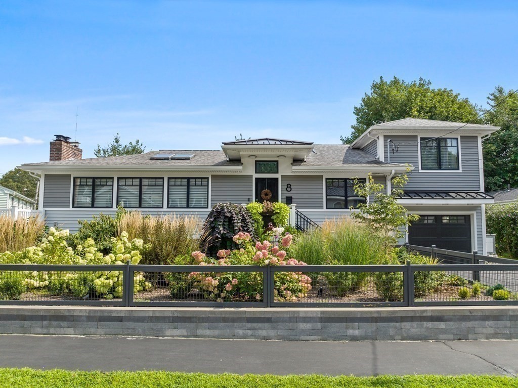 8 Arnold Street, Needham, Massachusetts, 3 Bedrooms Bedrooms, 7 Rooms Rooms,3 BathroomsBathrooms,Residential,For Sale,Arnold Street,73498308