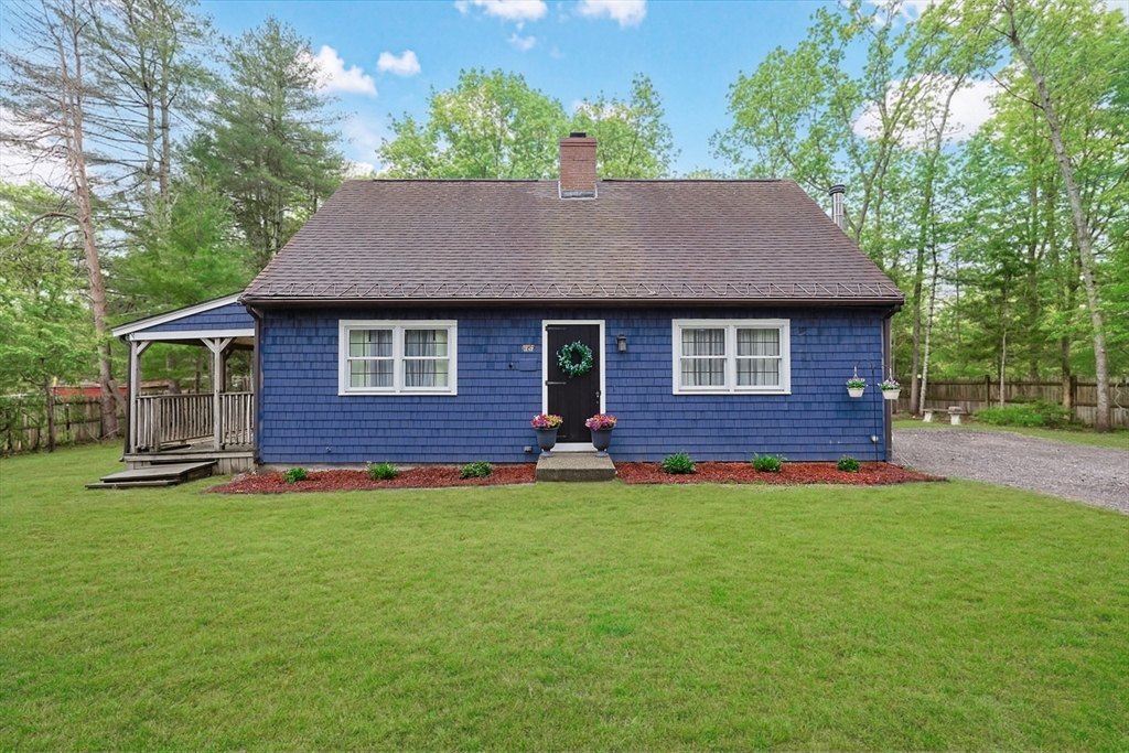 1187 S Precinct St, Taunton, Massachusetts, 4 Bedrooms Bedrooms, 6 Rooms Rooms,1 BathroomBathrooms,Residential,For Sale,S Precinct St,73498348