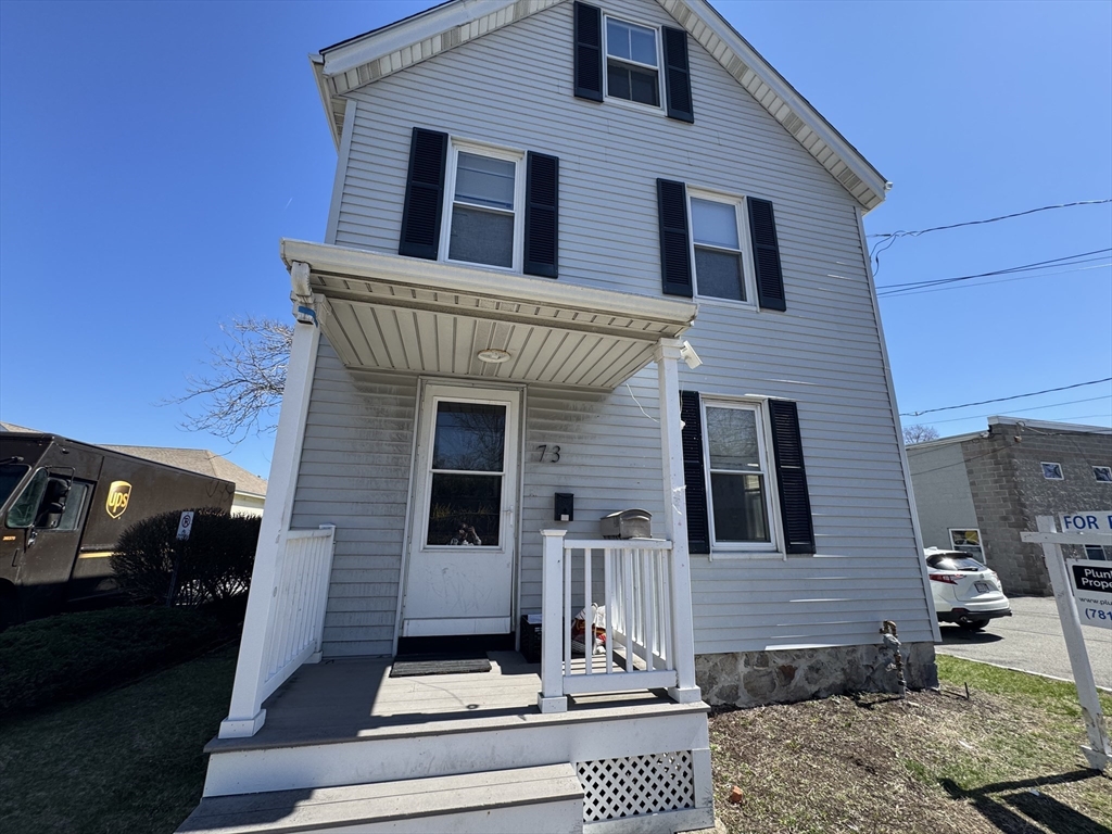 73 Main, Woburn, Massachusetts, 3 Bedrooms Bedrooms, 6 Rooms Rooms,1.5 BathroomsBathrooms,Residential Lease,For Rent,Main,73498519