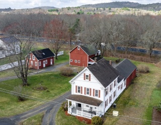 79 State Rd, Whately, Massachusetts, 4 Bedrooms Bedrooms, 10 Rooms Rooms,2 BathroomsBathrooms,Residential,For Sale,State Rd,73498264