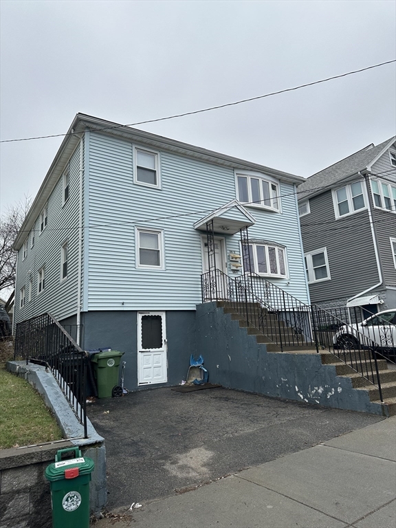 28 Olcott, Watertown, Massachusetts, 3 Bedrooms Bedrooms, 7 Rooms Rooms,1 BathroomBathrooms,Residential Lease,For Rent,Olcott,73498524