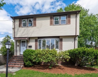 6 Massachusetts Ave, Braintree, Massachusetts, 3 Bedrooms Bedrooms, 6 Rooms Rooms,1.5 BathroomsBathrooms,Residential,For Sale,Massachusetts Ave,73498605