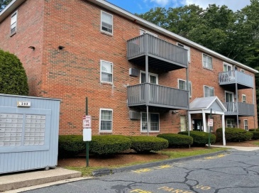 302 Boston Post Rd E, Marlborough, Massachusetts, 2 Bedrooms Bedrooms, 5 Rooms Rooms,1 BathroomBathrooms,Residential Lease,For Rent,Boston Post Rd E,73498627 302 Boston Post Rd E, Marlborough, Massachusetts, 2 Bedrooms Bedrooms, 5 Rooms Rooms,1 BathroomBathrooms,Residential Lease,For Rent,Boston Post Rd E,73498627