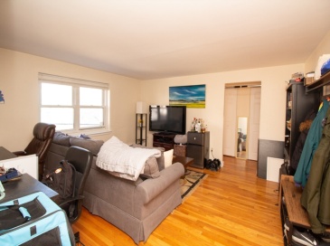 95 Chestnut St, Brookline, Massachusetts, 1 Bedroom Bedrooms, 4 Rooms Rooms,1 BathroomBathrooms,Residential Lease,For Rent,Chestnut St,73487332 95 Chestnut St, Brookline, Massachusetts, 1 Bedroom Bedrooms, 4 Rooms Rooms,1 BathroomBathrooms,Residential Lease,For Rent,Chestnut St,73487332