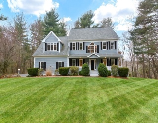 50 Morgans Way, Holliston, Massachusetts, 4 Bedrooms Bedrooms, 9 Rooms Rooms,2.5 BathroomsBathrooms,Residential,For Sale,Morgans Way,73483647