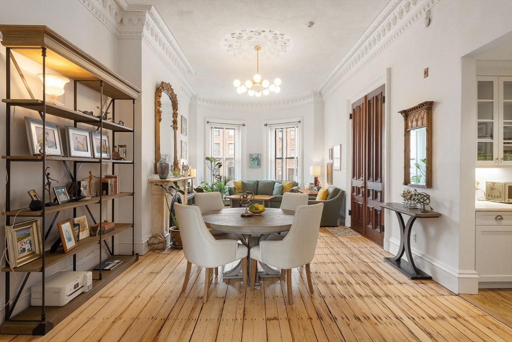 596 Tremont St, Boston, Massachusetts, 1 Bedroom Bedrooms, 3 Rooms Rooms,1 BathroomBathrooms,Residential,For Sale,Tremont St,73498811