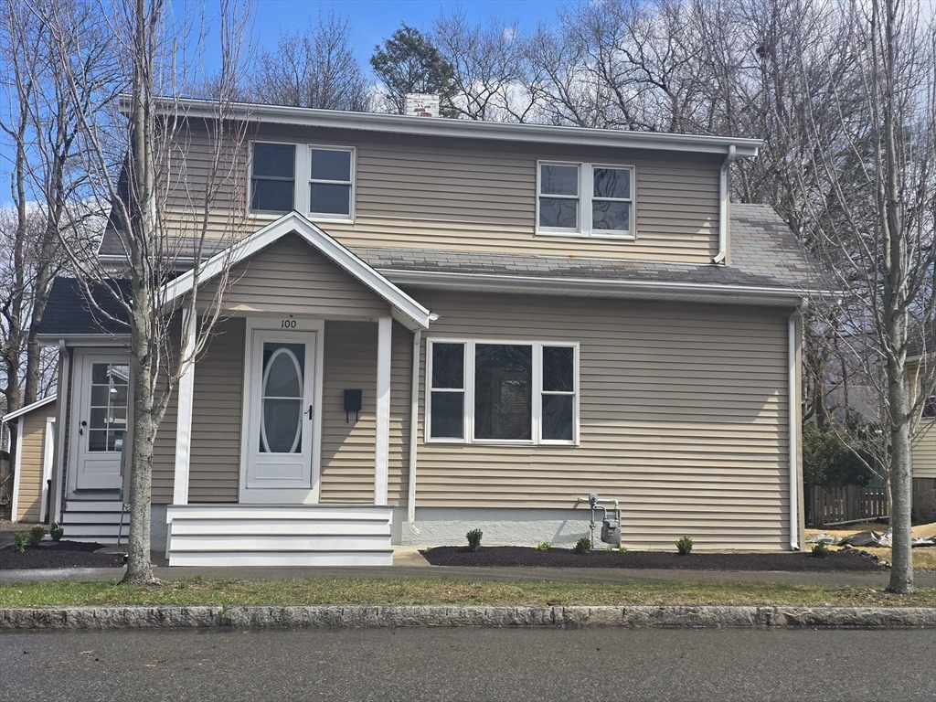 100 Bouve Ave, Brockton, Massachusetts, 4 Bedrooms Bedrooms, 7 Rooms Rooms,1.5 BathroomsBathrooms,Residential,For Sale,Bouve Ave,73498818