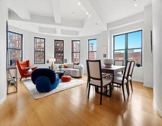 40 Fay Street, Boston, Massachusetts, 2 Bedrooms Bedrooms, 3 Rooms Rooms,1 BathroomBathrooms,Residential,For Sale,Fay Street,73498637