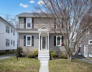 32 Oakland St, Fall River, Massachusetts, 3 Bedrooms Bedrooms, 6 Rooms Rooms,1.5 BathroomsBathrooms,Residential,For Sale,Oakland St,73497034