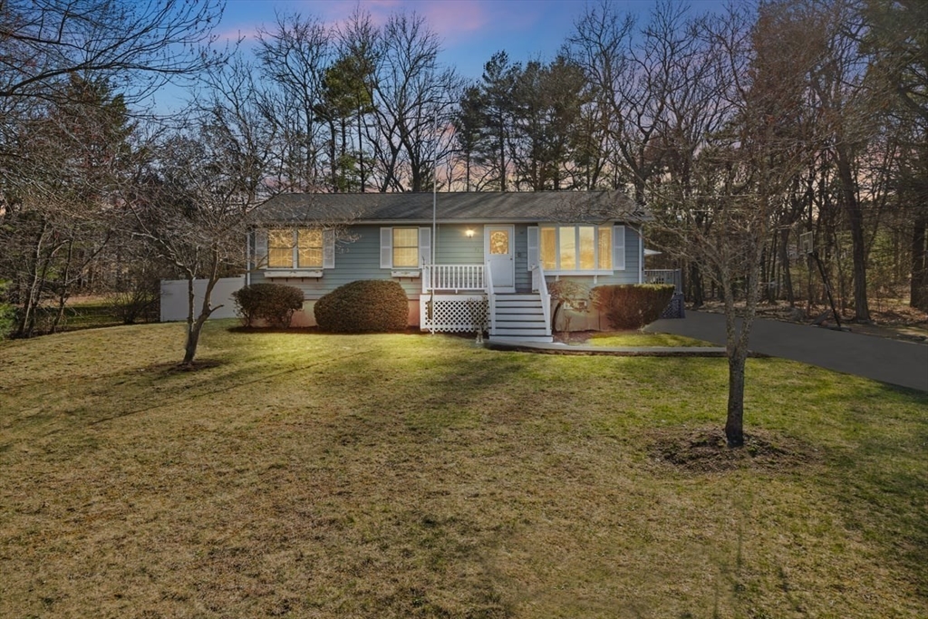 71 Wren St, Taunton, Massachusetts, 3 Bedrooms Bedrooms, 7 Rooms Rooms,1.5 BathroomsBathrooms,Residential,For Sale,Wren St,73498838