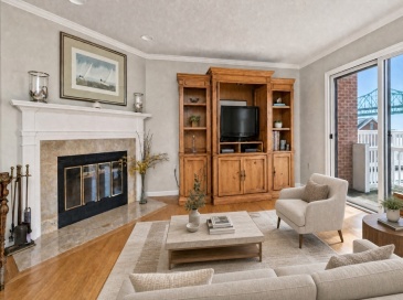 18 Breakwater Drive, Chelsea, Massachusetts, 3 Bedrooms Bedrooms, 5 Rooms Rooms,2.5 BathroomsBathrooms,Residential,For Sale,Breakwater Drive,73498895