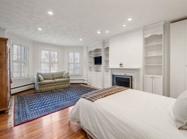 236 Beacon St, Boston, Massachusetts, 1 Bedroom Bedrooms, 2 Rooms Rooms,1 BathroomBathrooms,Residential,For Sale,Beacon St,73498915