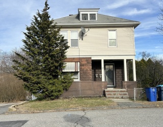 7 Wingate St, Shrewsbury, Massachusetts, 6 Bedrooms Bedrooms, 13 Rooms Rooms,3 BathroomsBathrooms,Residential Income,For Sale,Wingate St,73498756