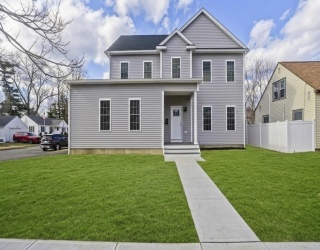 1220 Bay Street, Springfield, Massachusetts, 4 Bedrooms Bedrooms, 7 Rooms Rooms,2.5 BathroomsBathrooms,Residential,For Sale,Bay Street,73498953