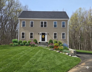 41 Martin Road, Douglas, Massachusetts, 4 Bedrooms Bedrooms, 7 Rooms Rooms,2.5 BathroomsBathrooms,Residential,For Sale,Martin Road,73498599