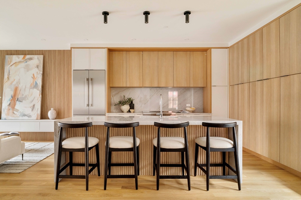 20 Wendell Street, Cambridge, Massachusetts, 4 Bedrooms Bedrooms, 6 Rooms Rooms,4.5 BathroomsBathrooms,Residential,For Sale,Wendell Street,73498994