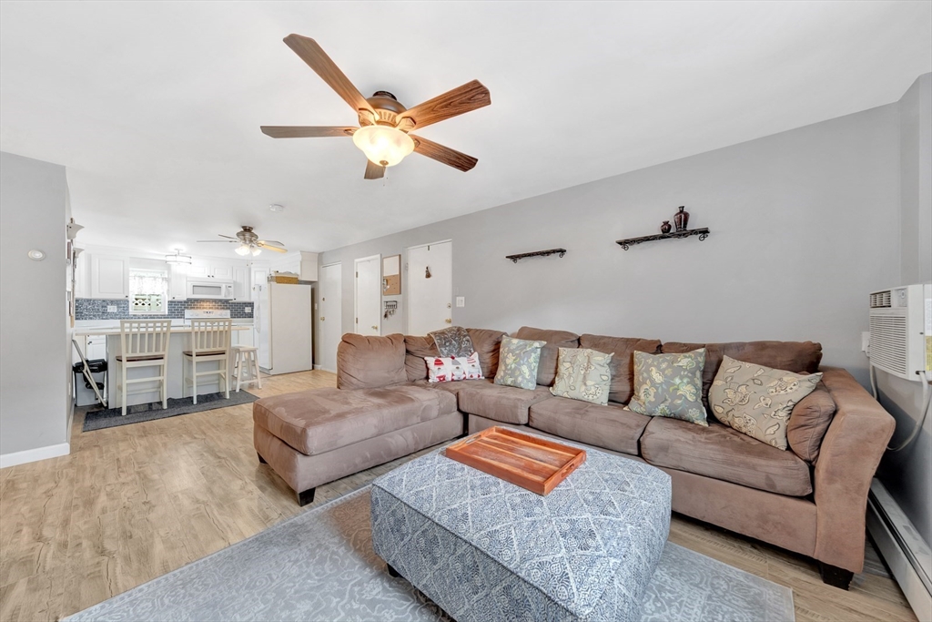 29 Arlington Rd, Woburn, Massachusetts, 2 Bedrooms Bedrooms, 4 Rooms Rooms,1 BathroomBathrooms,Residential,For Sale,Arlington Rd,73499053