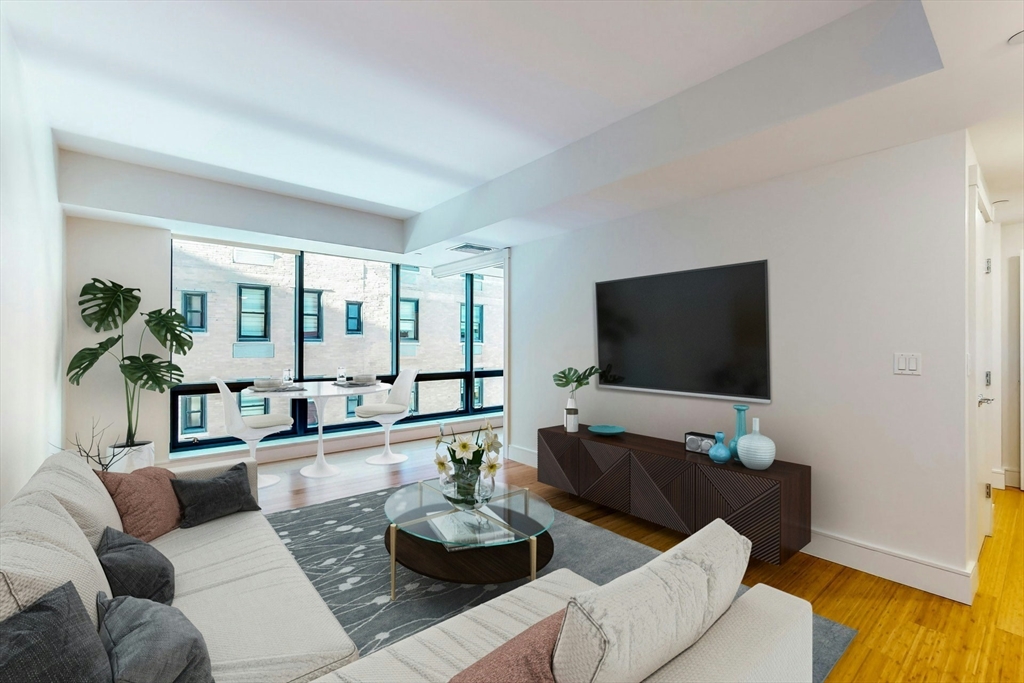 45 Province St, Boston, Massachusetts, 1 Bedroom Bedrooms, 3 Rooms Rooms,1 BathroomBathrooms,Residential Lease,For Rent,Province St,73499052